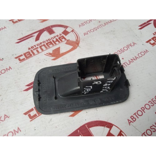 Корпус кнопок стеклоподъемника правой двери Opel Vivaro 2007-2014 91166524